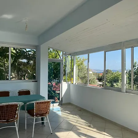 Orest Apartment